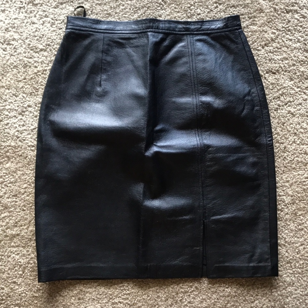 Vintage 100% leather black mini skirt high waist